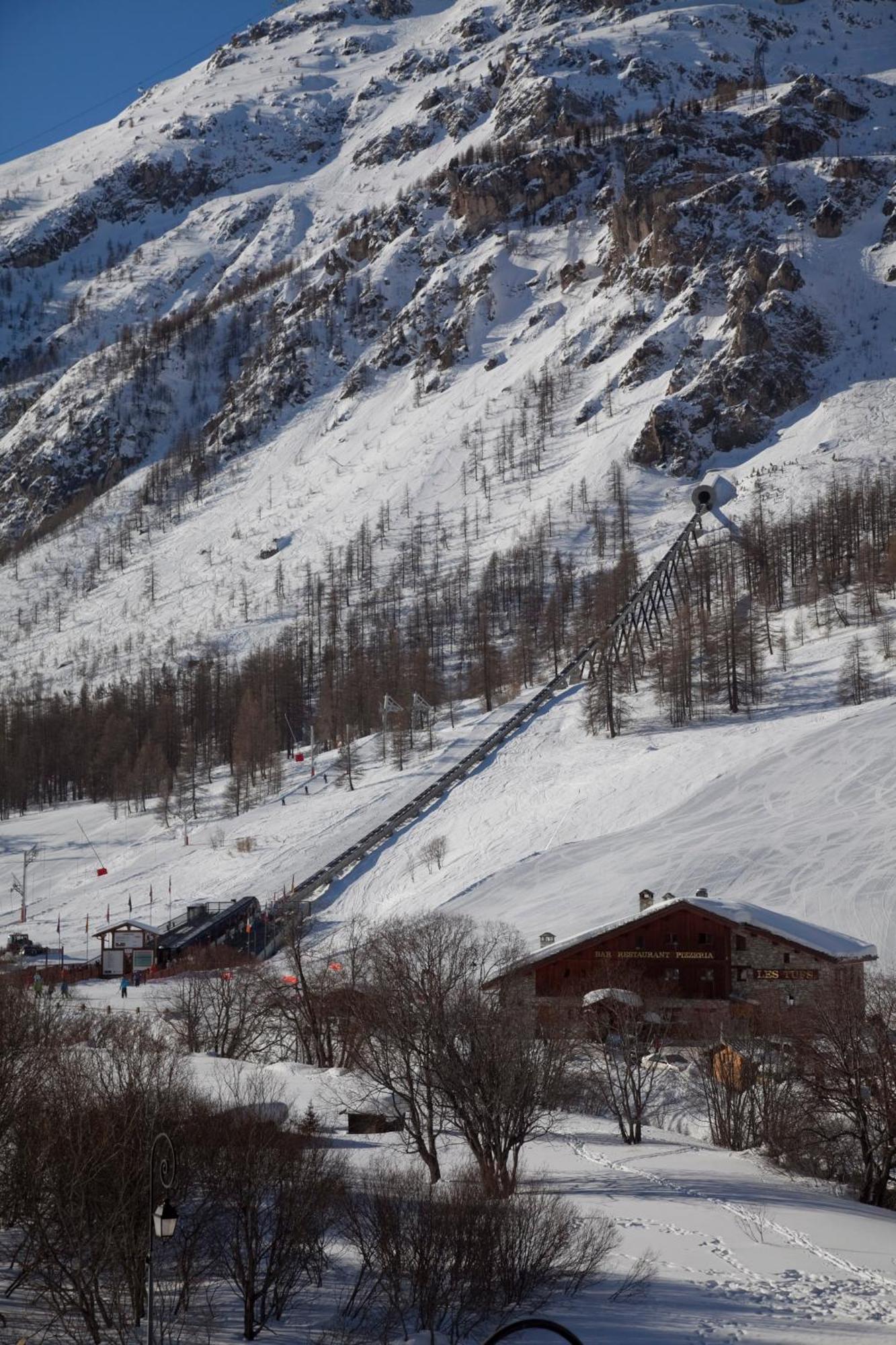 Hotel Le Samovar Val-d'Isere Exterior photo