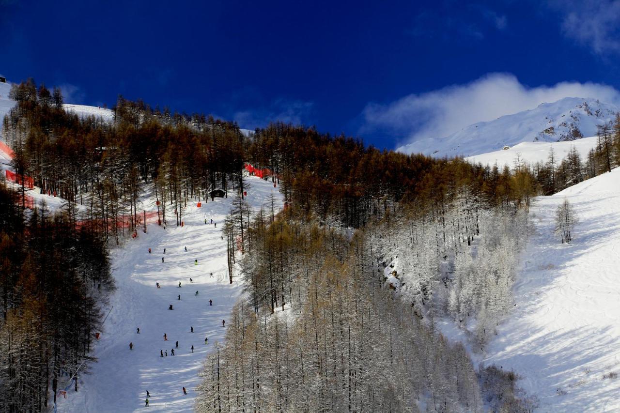 Hotel Le Samovar Val-d'Isere Exterior photo